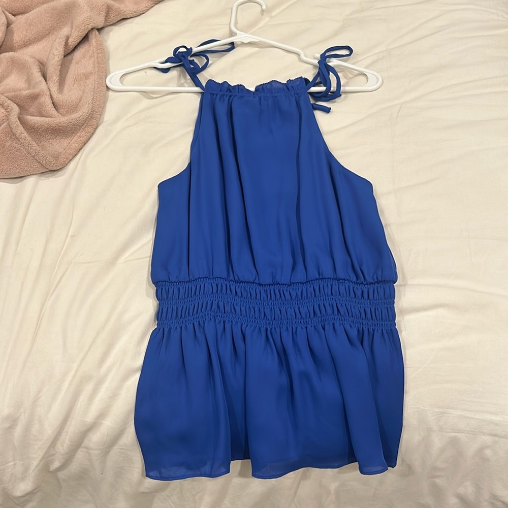 cute blue top